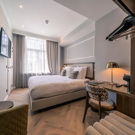 Du Parc מלון 4*